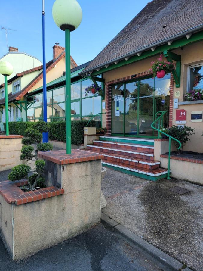 L'Auberge De L'Olive Dompierre-sur-Besbre Esterno foto