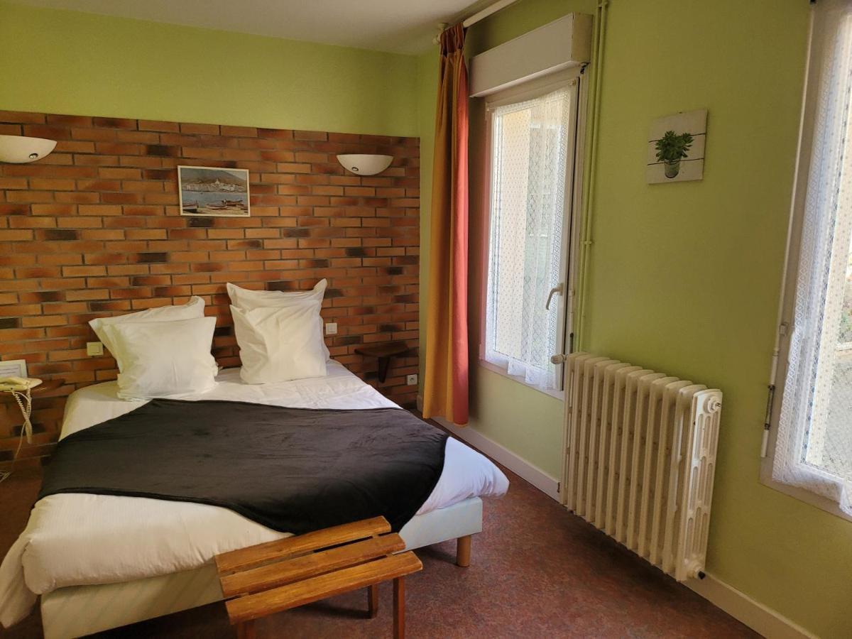 L'Auberge De L'Olive Dompierre-sur-Besbre Esterno foto