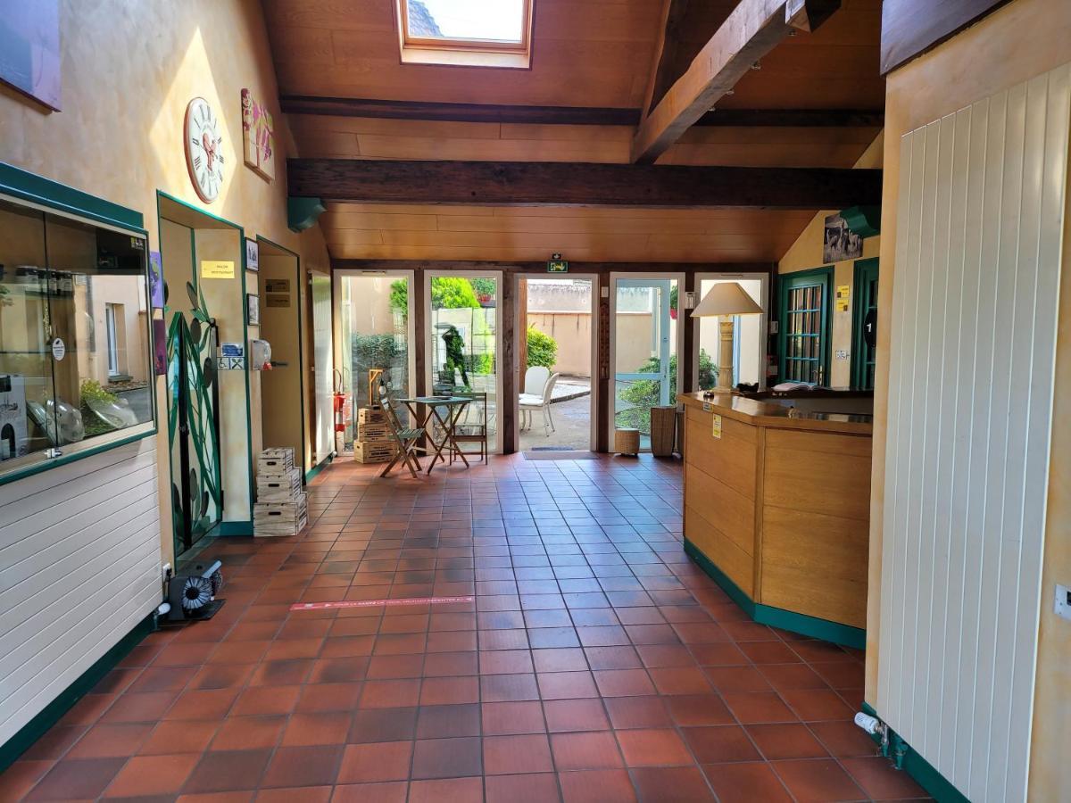 L'Auberge De L'Olive Dompierre-sur-Besbre Esterno foto