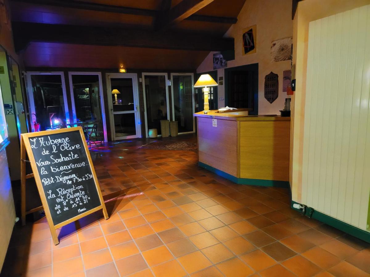 L'Auberge De L'Olive Dompierre-sur-Besbre Esterno foto