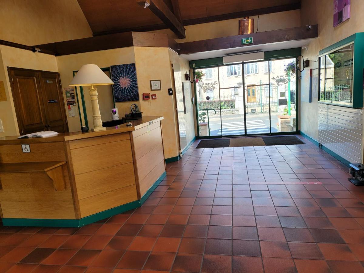 L'Auberge De L'Olive Dompierre-sur-Besbre Esterno foto