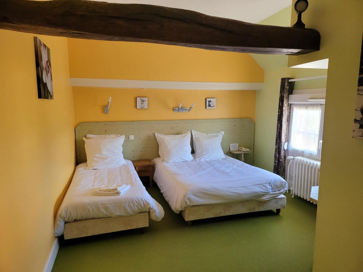 L'Auberge De L'Olive Dompierre-sur-Besbre Esterno foto