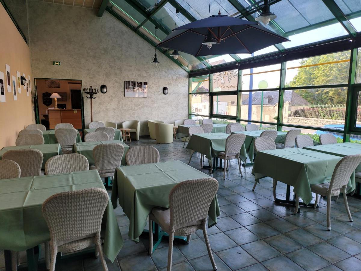 L'Auberge De L'Olive Dompierre-sur-Besbre Esterno foto