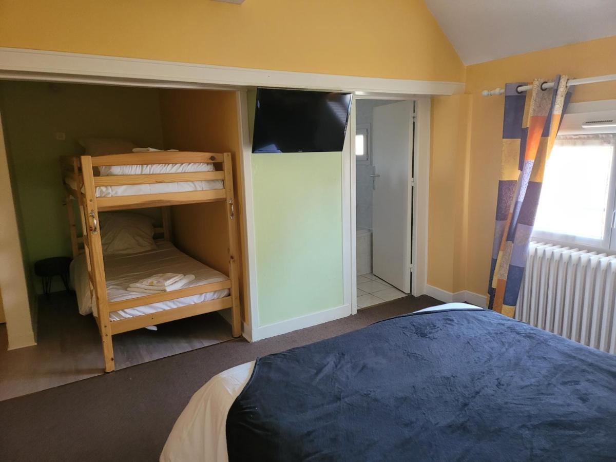L'Auberge De L'Olive Dompierre-sur-Besbre Esterno foto